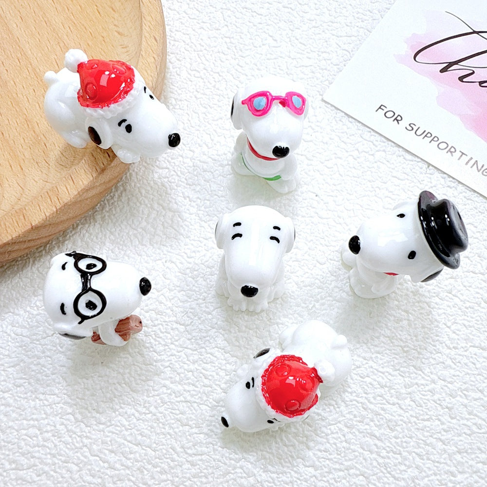 Mini Snoopy Resin Figurines – 5-Piece DIY Craft Embellishment Set