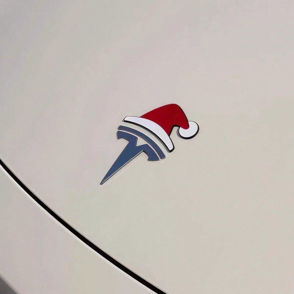 2PCS Christmas Hat Car Badge Stickers – Raised Holiday Auto Decor