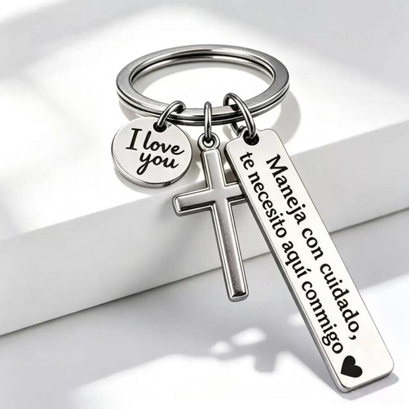 Drive Safe Keychain in Spanish – “I Love You” Cross Keyring Gift for Someone Special