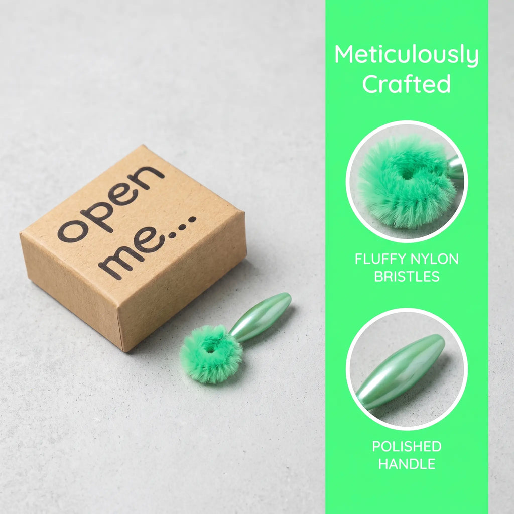 Funny Belly Button Lint Brush Gift Set – Mini Gag Gift with “Open Me” Box