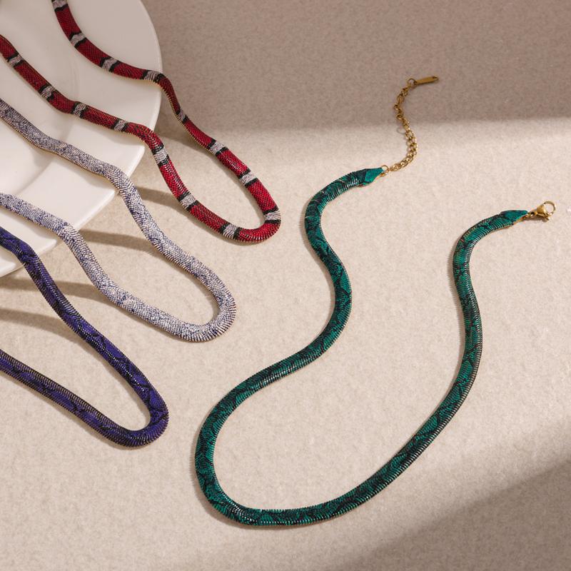 Colorful Snake-Pattern Iron Chain Necklace – Lightweight Unisex Statement Choker for Men & Women, Unique Birthday and Holiday Gift